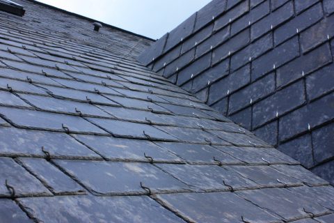 <b>Slate Roof</b> Installers in London